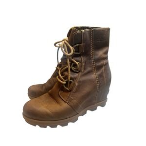 Sorel Joan of Arc II Wedge Boots Womens Size 8